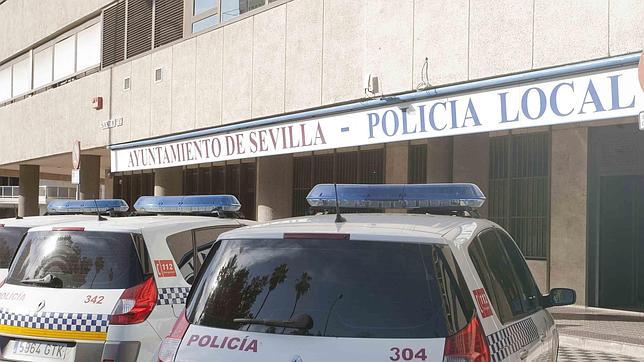 La Polic A Local Ha Precintado M S De Bares De Sevilla Hasta El Mes