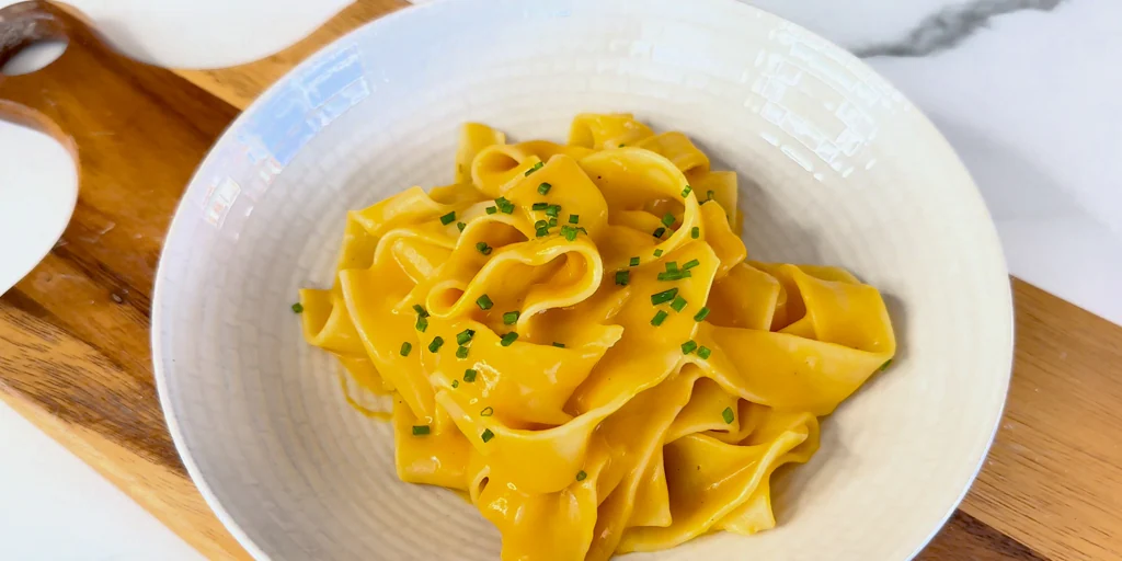 Pasta Con Salsa De Calabaza Asada Sabor Sorprendente En Un Plato Sencillo