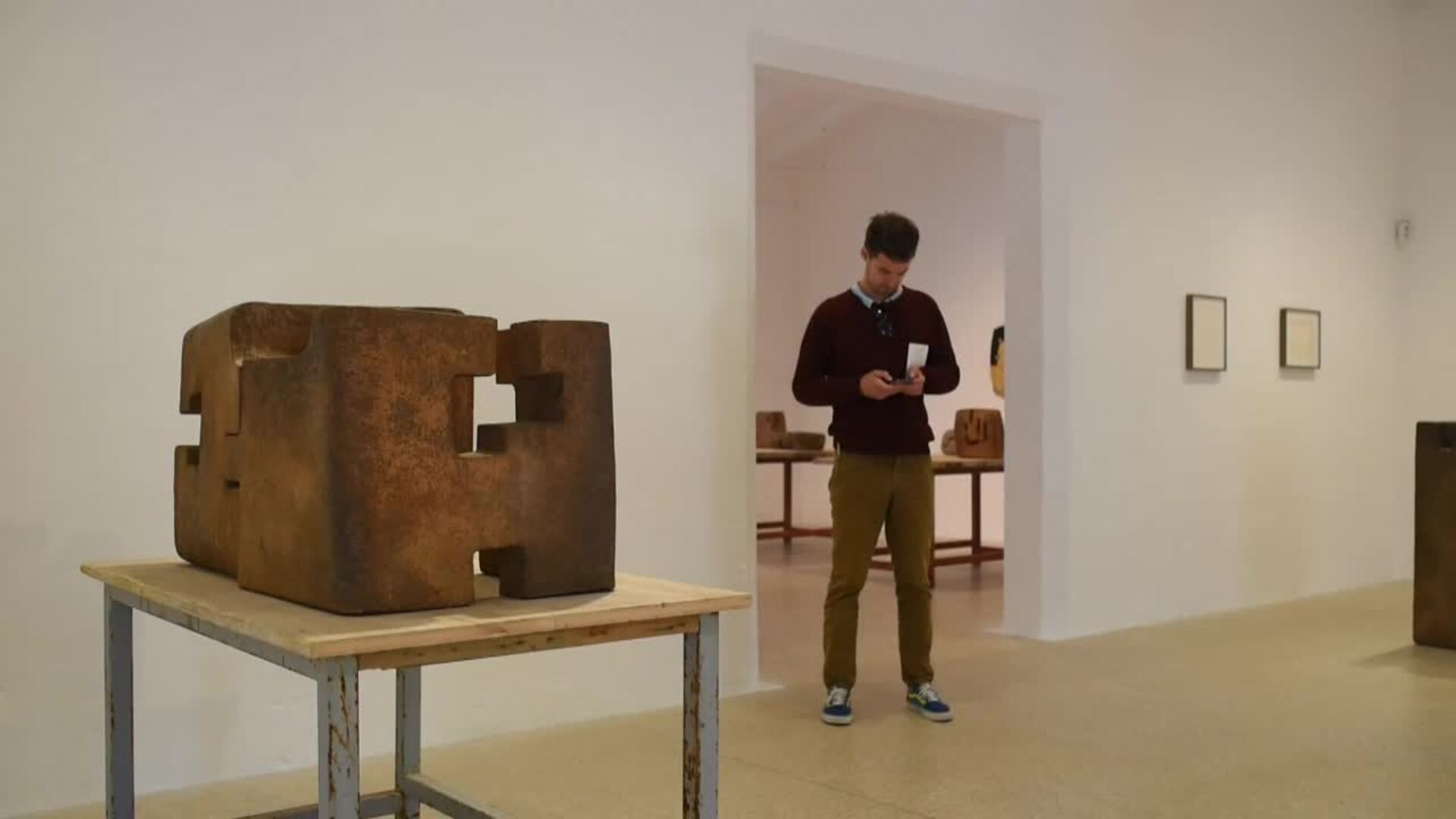 Una Exposici N Muestra Obras Que Vinculan A Chillida Con Menorca