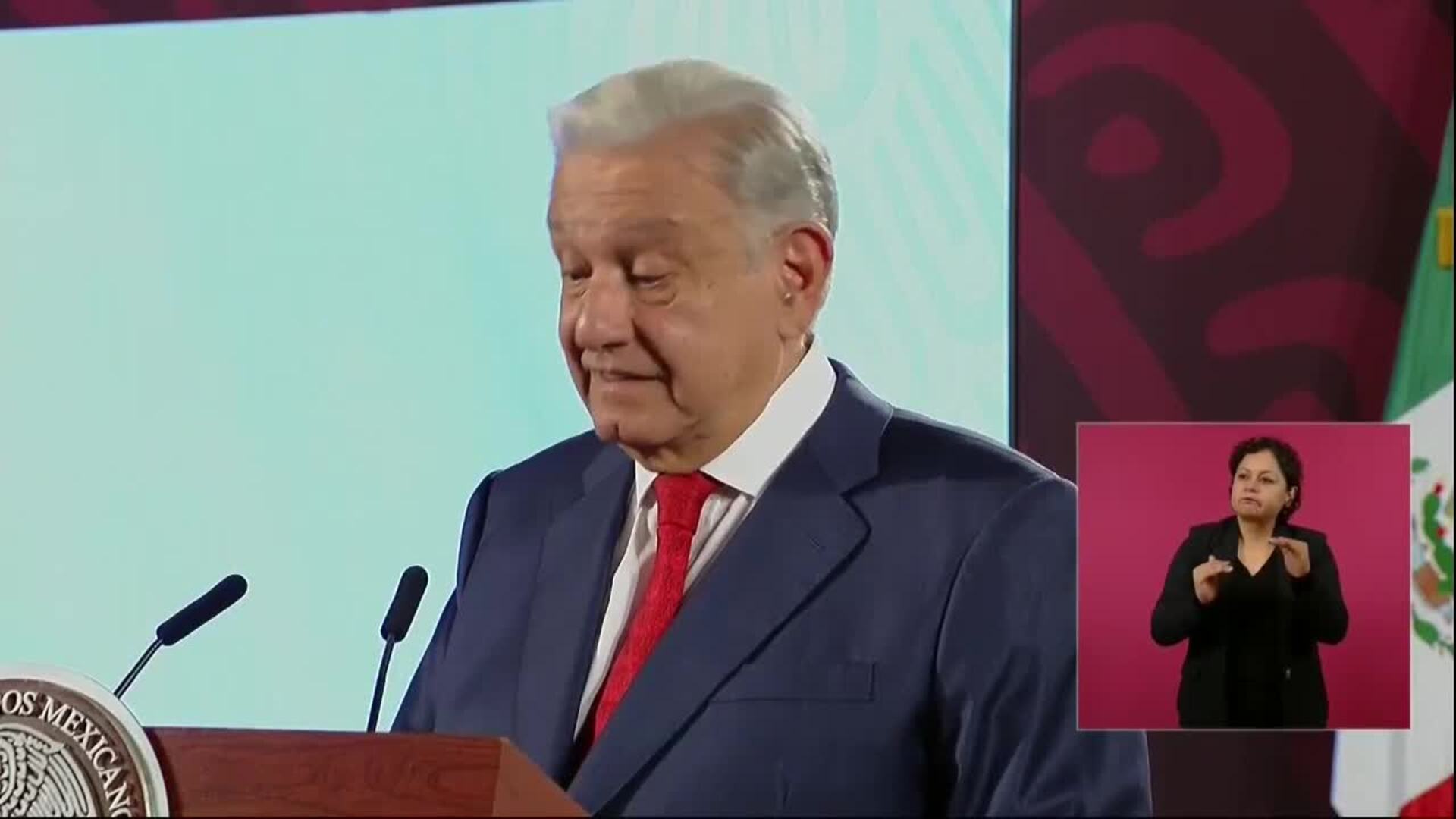 López Obrador lanza el Fondo de Pensiones y promete jubilaciones con