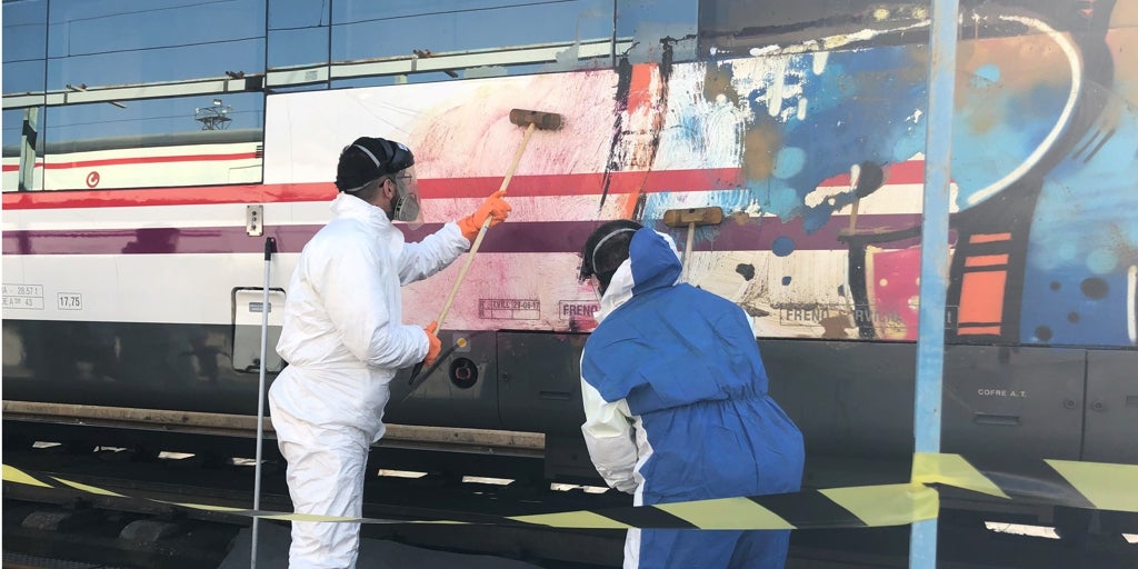 El Vandalismo Grafitero En Los Trenes De Renfe Genera Un Coste De