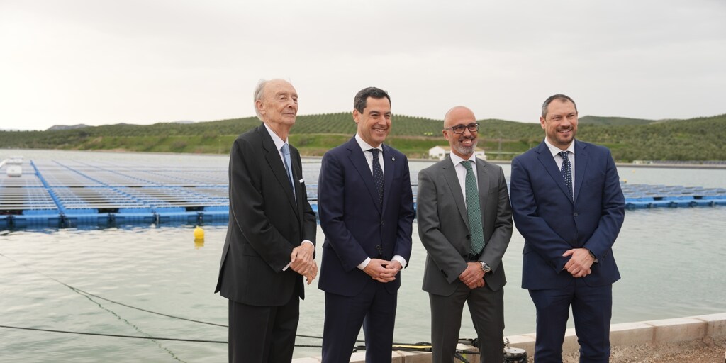 Inaugurada en Úbeda la mayor planta fotovoltaica flotante para