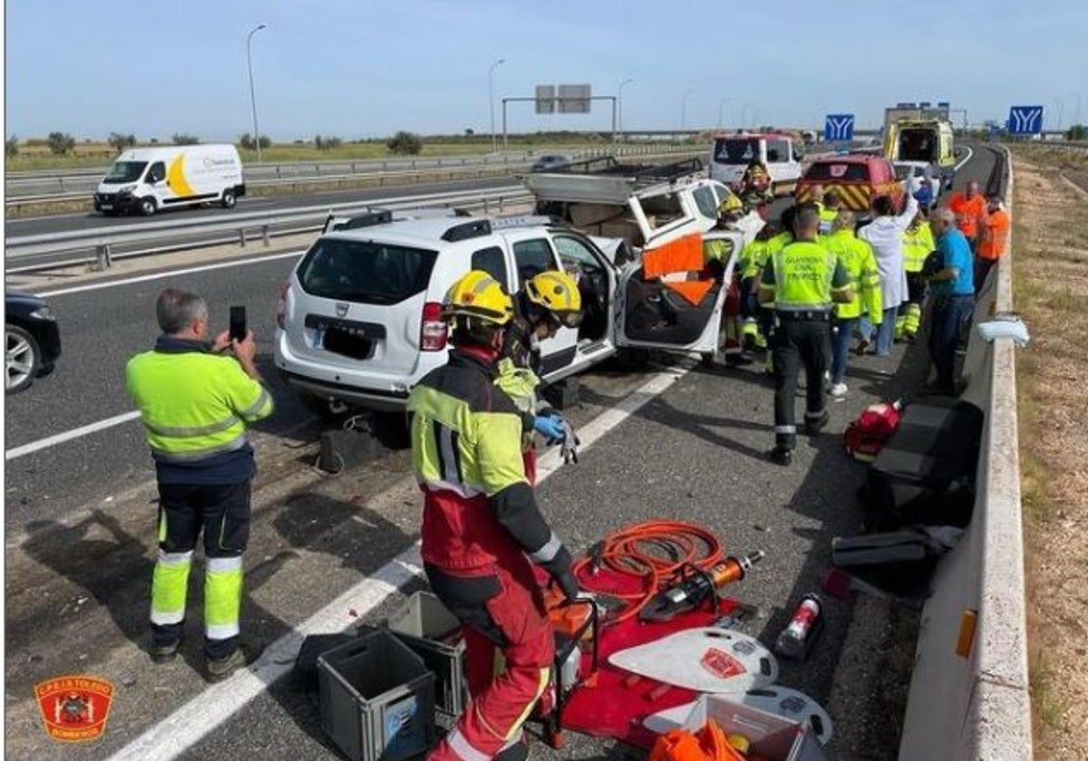 Una Herida Grave Y Tres Leves Tras Un Choque Entre Dos Turismos En La A