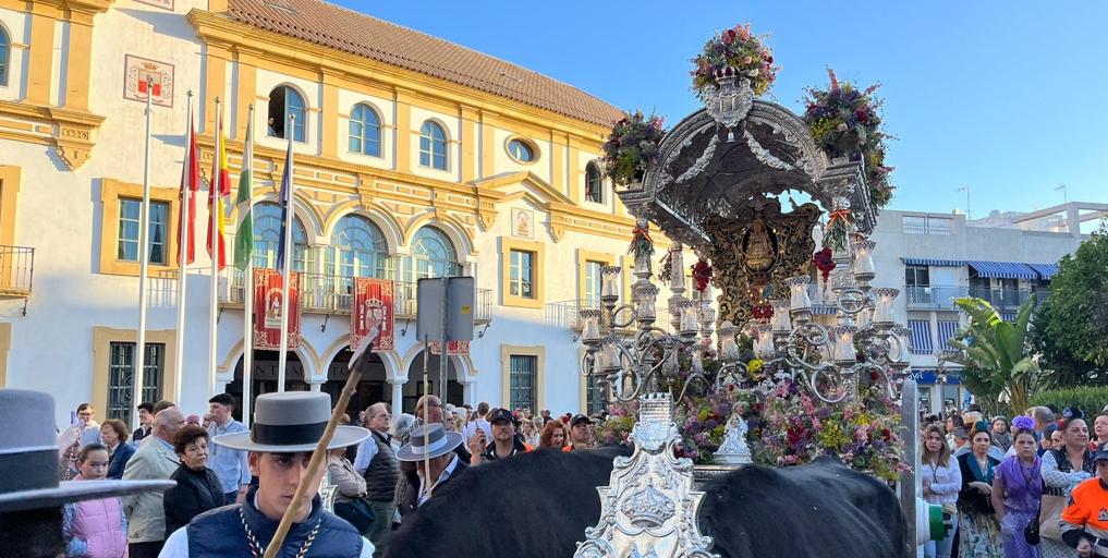 Familias Y Sagas Nazarenas Caminan Un A O M S Con La Hermandad Del