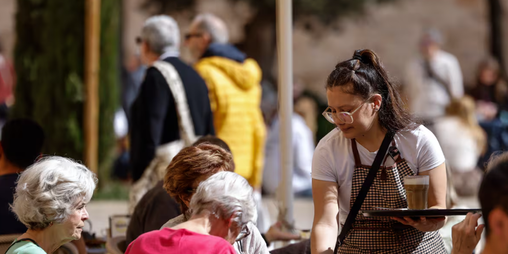 El Paro Baja En 1 604 Personas En Canarias Volviendo A Cifras Previas