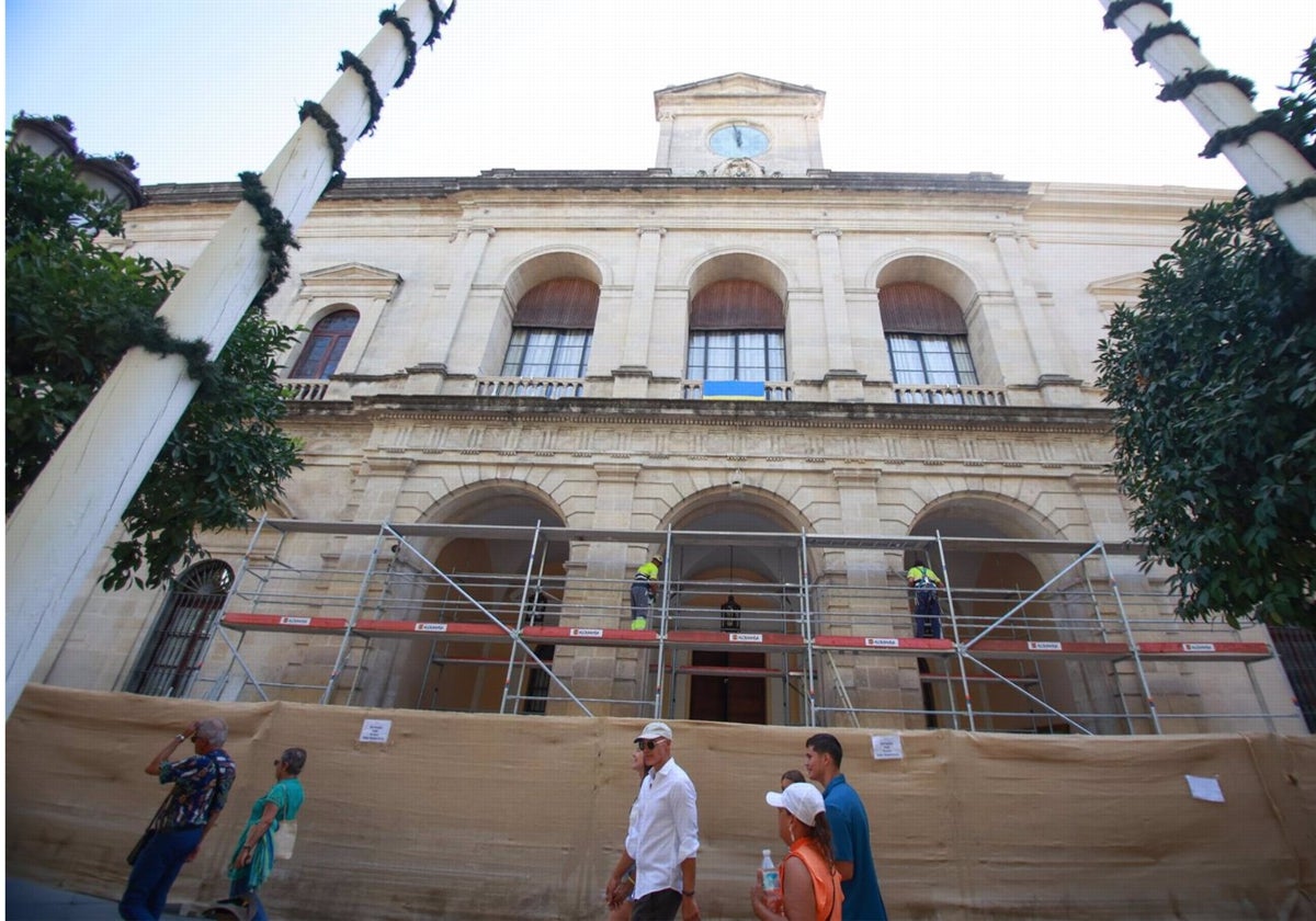 Se Inicia La Restauraci N De Los Z Calos Y El P Rtico De La Casa