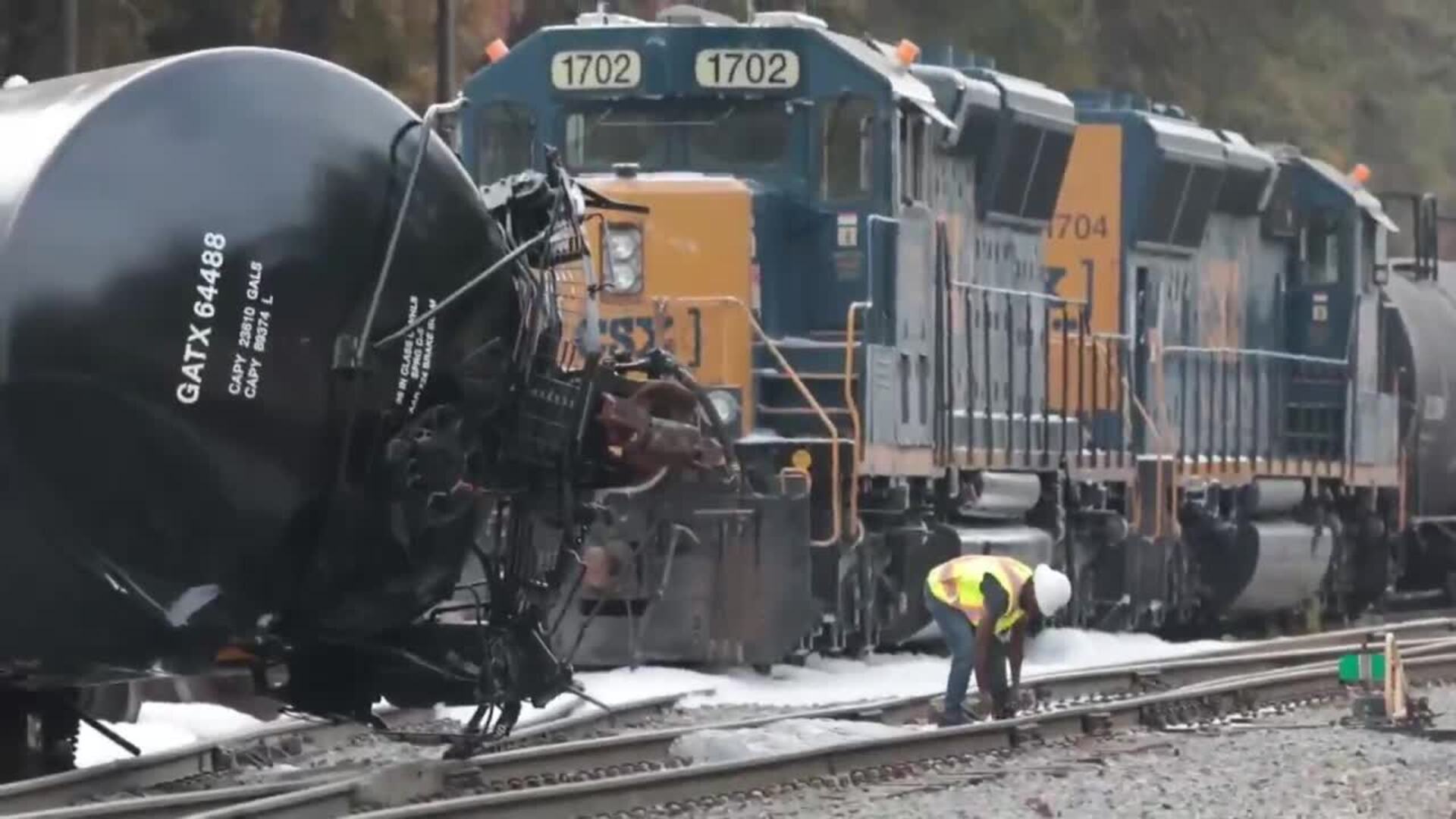 Un Tren Descarrila En Atlanta Y Provoca Una Fuga De Combustible