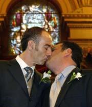 Se celebra en San Sebastián la primera boda gay entre dos concejales