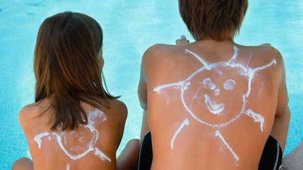 Las quemaduras solares en la infancia se relacionan con un aumento estadístico de melanoma en la edad adulta