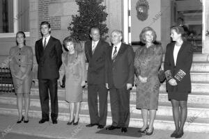 En la imagen, posando con la Familia Real Española en el Palacio de la Zarzuela