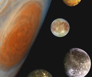 Las lunas heladas de Júpiter y Saturno reúnen condiciones para la vida