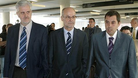 Castells defiende su actuación en el «caso Palau», pero admite errores de tramitación