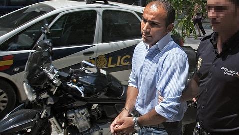 Condenado a tres años de cárcel el kurdo que arrojó un zapato al primer ministro turco