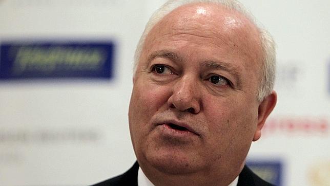 Moratinos anuncia «en breve» una reestructuración profunda de Exteriores