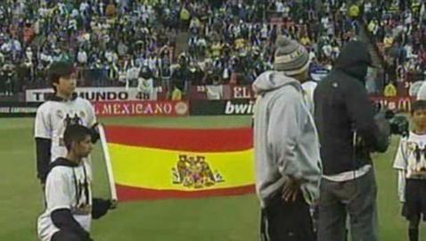La bandera preconstitucional «representa» al Real Madrid en San Francisco
