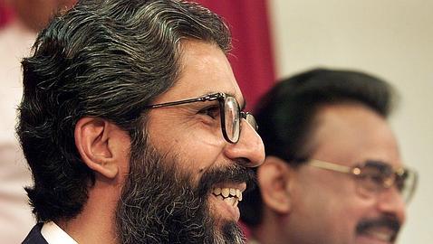 Asesinan frente a su casa de Londres a un político paquistaní en el exilio