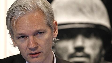 La falta de confianza en Assange mina Wikileaks