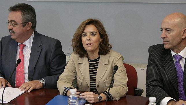 El PP exige a Bono que rechace el veto del Gobierno sobre pensiones