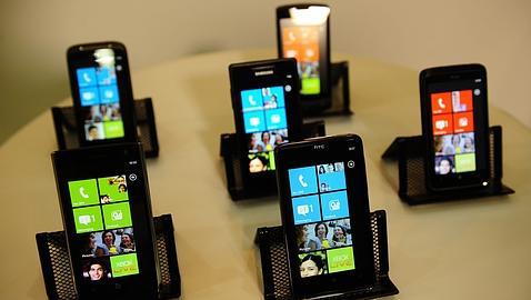 Windows Phone 7 llegará junto a nueve terminales en noviembre