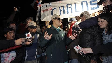 Tres de los mineros dejan el hospital
