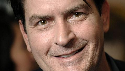 Charlie Sheen se divorcia