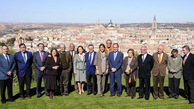 El PP crea un «comité de sabios» para elaborar un programa electoral creíble