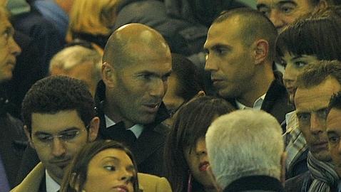 Zidane estrena funciones en el Madrid