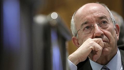 Ordóñez exige a las cajas fusionadas que constituyan sus bancos antes de Navidad