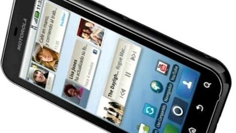 El nuevo Motorola Defy llega a España: precio y disponibilidad oficiales  del móvil rugerizado de Motorola