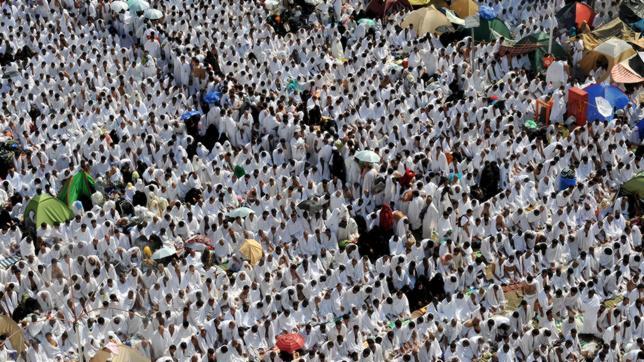 Más de dos millones de musulmanes peregrinan al monte Arafat