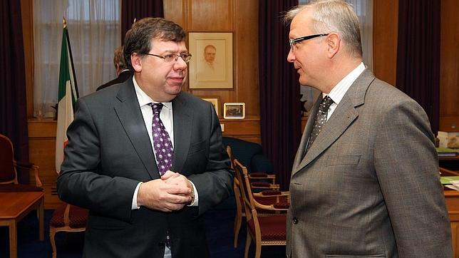 La CE, el BCE y el FMI negocian ya con Irlanda su inminente rescate