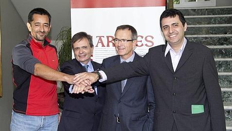 Sanidad autoriza el cuarto trasplante de cara y el primero doble de piernas