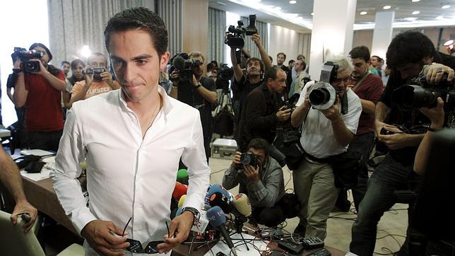 Riis llevará a Contador a la concentración del Saxo Bank