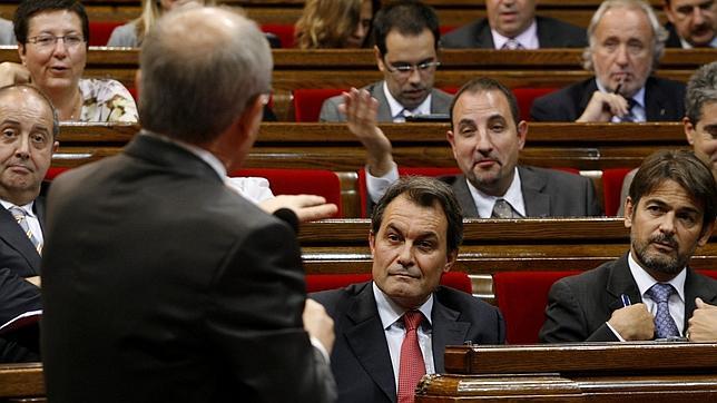 79 hombres y 56 mujeres, estos son los nuevos diputados del Parlamento catalán