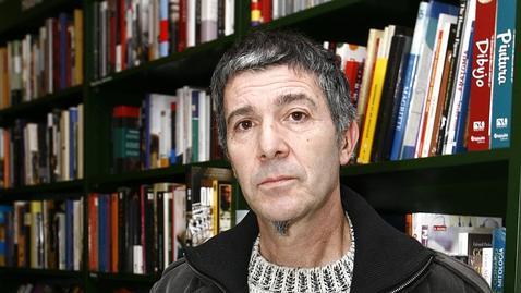 Apolo besa a Baco