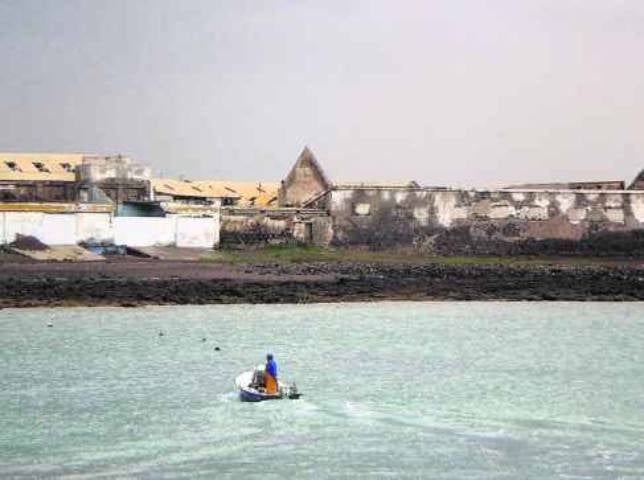 Cortezo da por perdido el proyecto para el lanzaroteño Islote del Francés