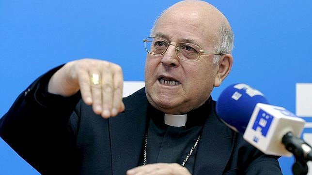 Monseñor Blázquez: «Si ETA dejara las armas de verdad, la sociedad sería generosa»
