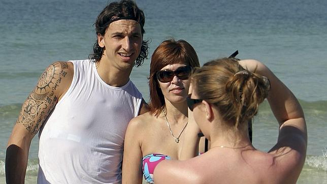 Ibrahimovic, trabajo y relax en Dubai