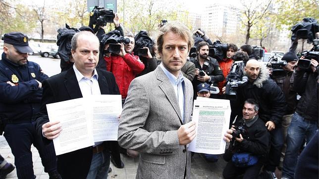 Los controladores apoyan que un árbitro medie en su conflicto con AENA