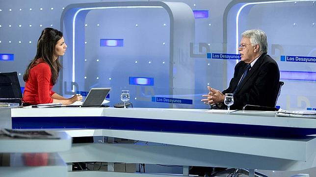 González: «Yo tendría mejor valoración que Zapatero, Rubalcaba o Blanco»