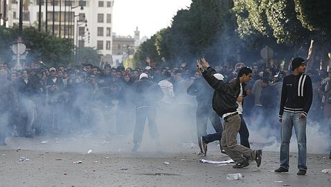 Muere apuñalado un sobrino del expresidente de Túnez