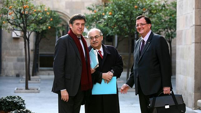 Mas-Colell descarta que Zapatero intervenga en la deuda de las autonomías