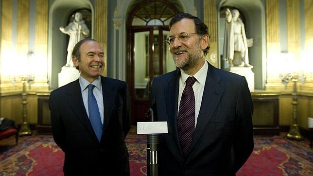 Rajoy descarta devolver competencias autonómicas, pero pide más «cooperación»