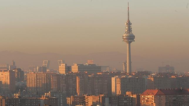 Madrid tendría que restringir el tráfico un 50% para cumplir los límites de contaminación