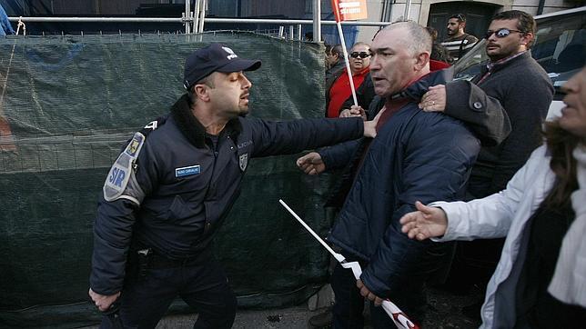 Portugal coloca 750 millones a un año con coste significativamente menor