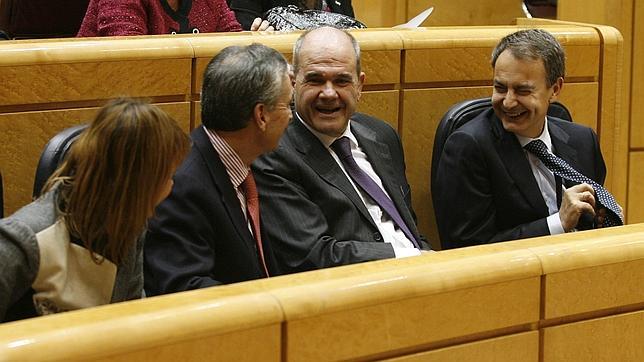 Zapatero pide a las autonomías un «esfuerzo conjunto de austeridad»