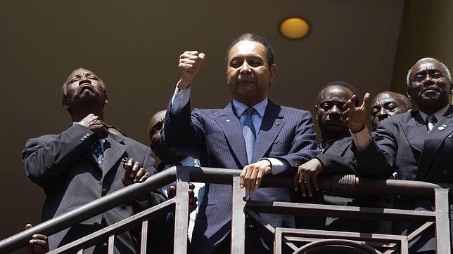 El dictador Duvalier espera ser elegido presidente