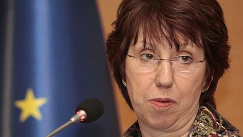 Ashton diseña la diplomacia de la UE según el patrón británico