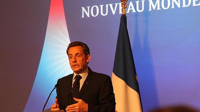 Sarkozy presenta la presidencia francesa del G-8 y el G-20