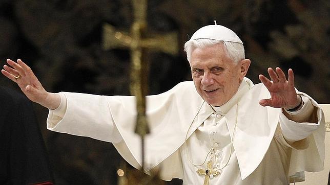 El Papa invita a integrarse plenamente en las redes sociales